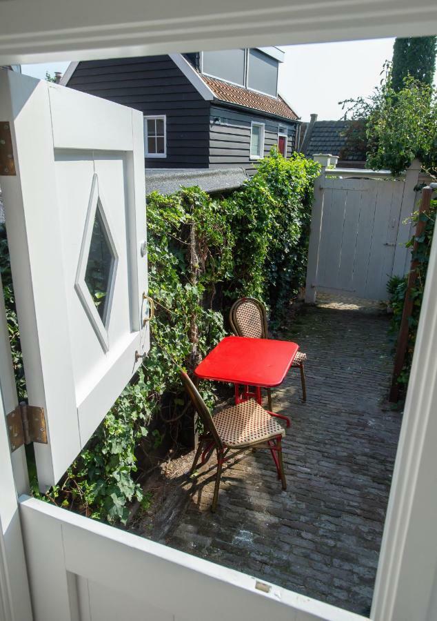 Waterland Hoge Huis Monnickendam Kültér fotó